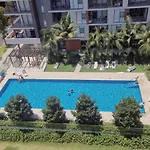 Pool View Of Marquarie Park Paradise
