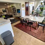 Vista Unit Close To The City & Airport & Train Station And Brighton Le Sands Beach