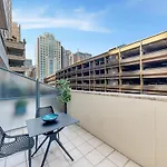 Modern And Cosy Sydney Cbd Studio In Central
