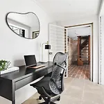 Stylish Darlinghurst Townhouse L 3 Bedrooms