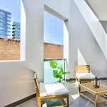 2 Bedroom Apartment - Darling Harbour - Queen St