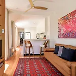 Charming 3-Bedroom Terrace In The Heart Of Glebe