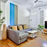 Gorgeous 2 Bedroom House Ultimo 2 E-Bikes Included