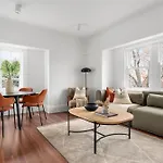Bondi Junction Apartments By Urban Rest