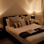 Manly Waves Studios & Apartments