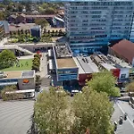 Chatswood Walk To Train Shopping