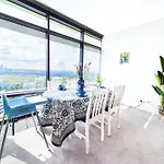 Hamptons Style 2Br & Kid Room W View In Olympic Park