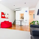 Oversized Designer Warehouse In Surry Hills City