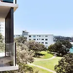 Stylish Apartment With Views Over Bondi Beach