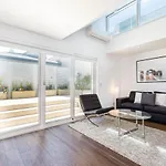 Leichhardt Self-Contained Modern One-Bedroom Apartment