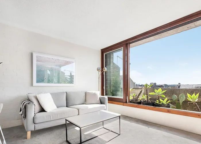 Boutique Paddington Apartment With Cbd Views
