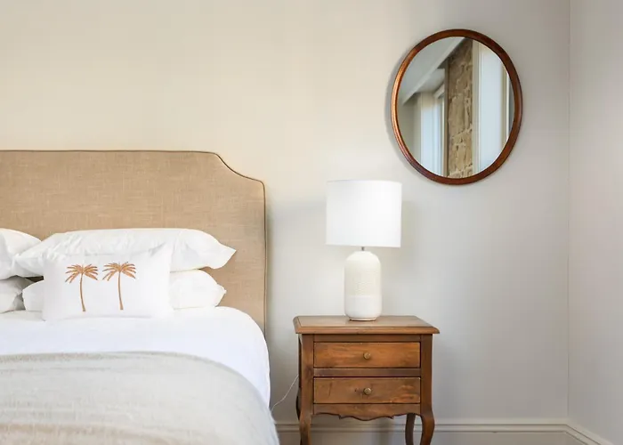 Historic Boutique Apartment Steps From Everything