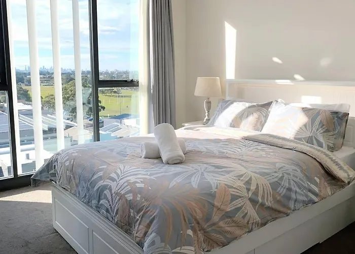 Spacious Apartment Near Airport & Ramsgate Beach