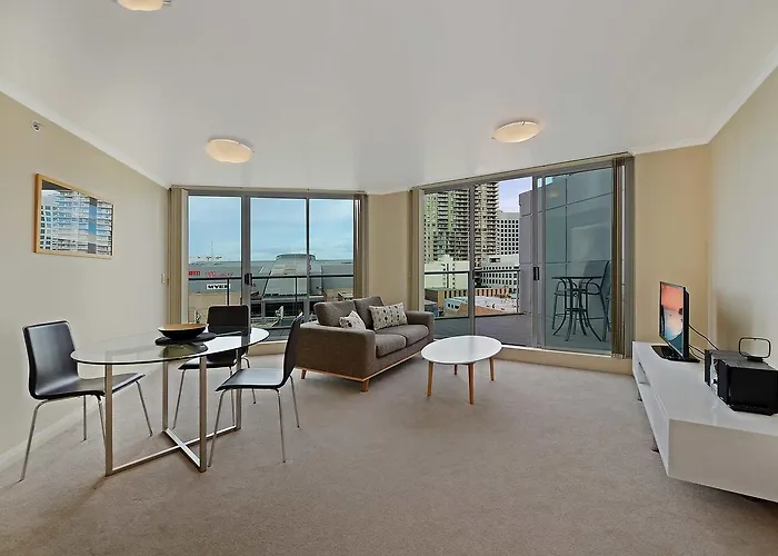 Astra Apartments Chatswood - Help Street