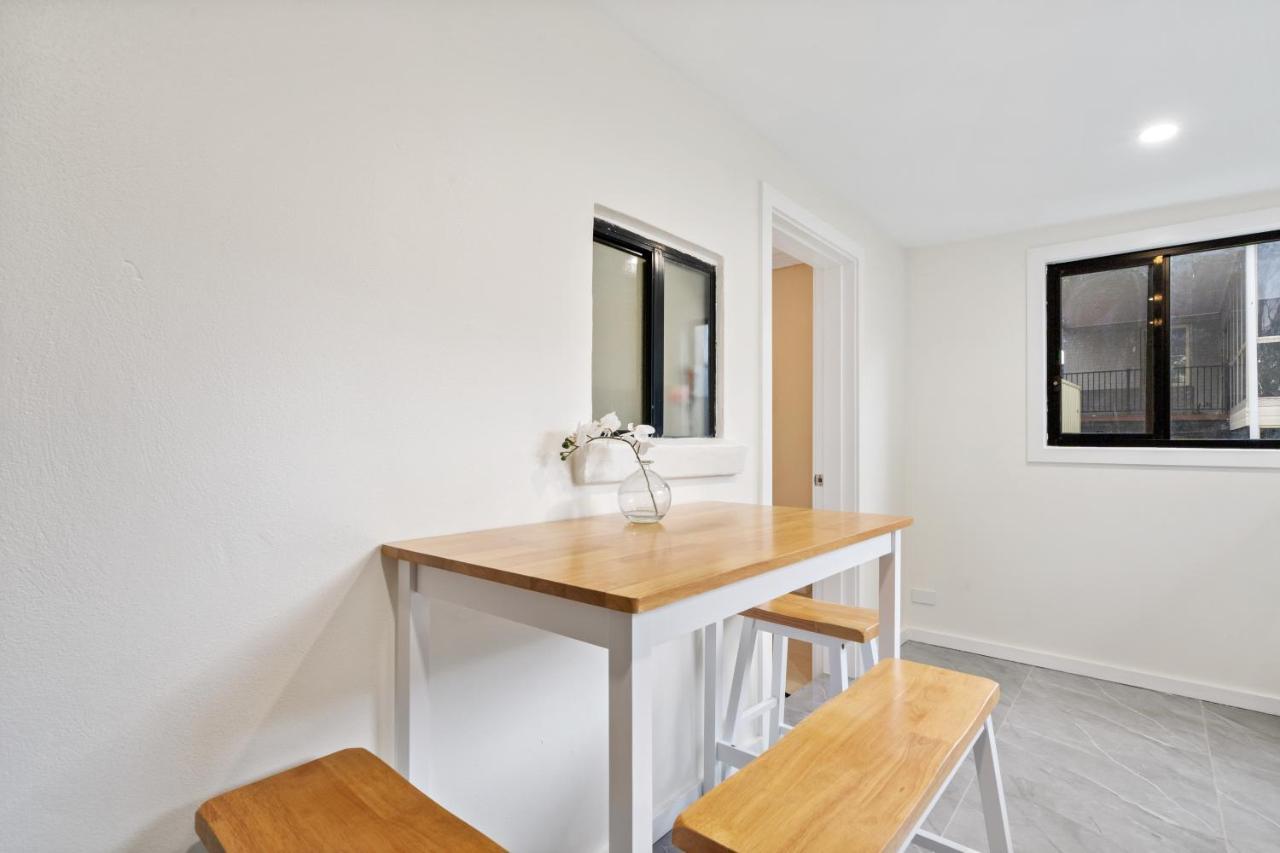 Casa de férias New 1-bedroom House With Free Parking *