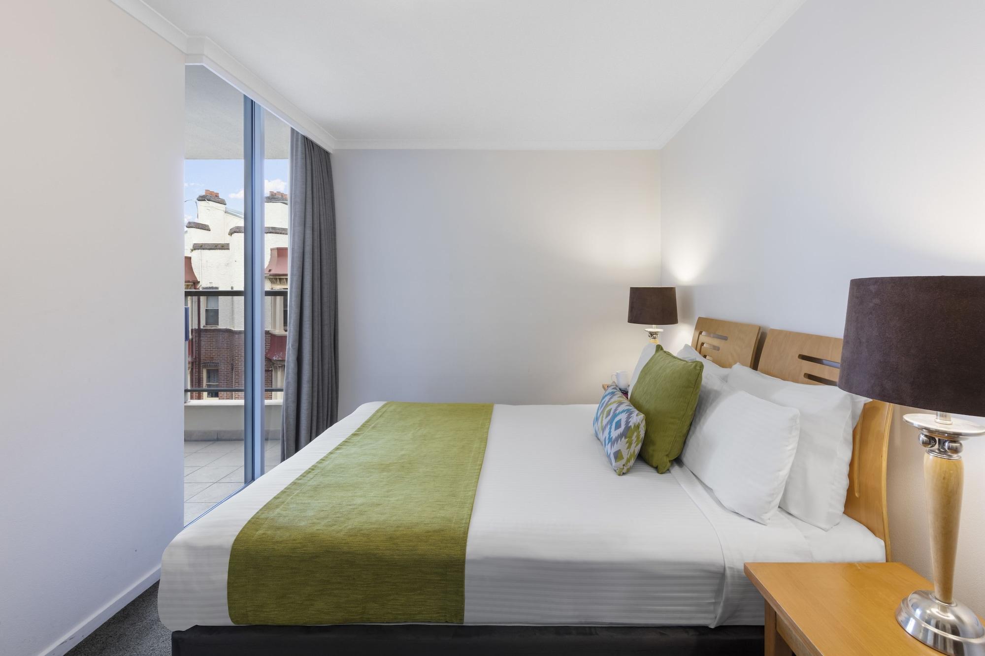 Nesuto Chippendale Aparthotel 4*