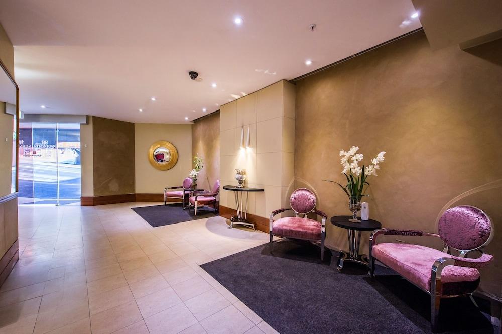 Seasons Darling Harbour 4*
