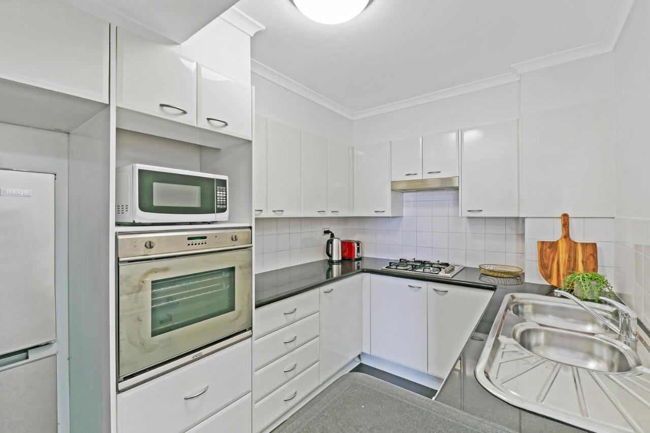 Kozyguru Haymarket Syd Overly Warm 1 Bed Nha317-546a Apartment