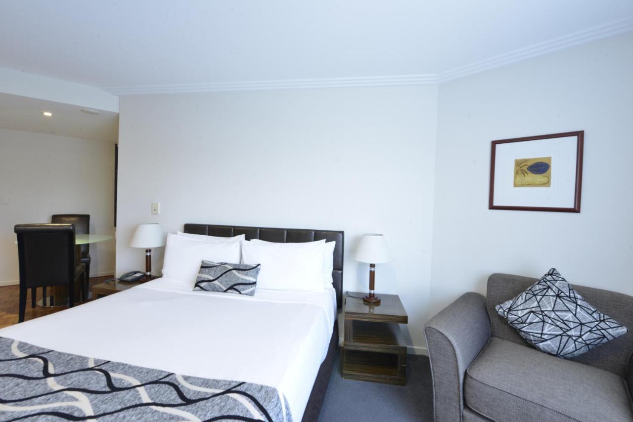 Seasons Darling Harbour Aparthotel Sydney