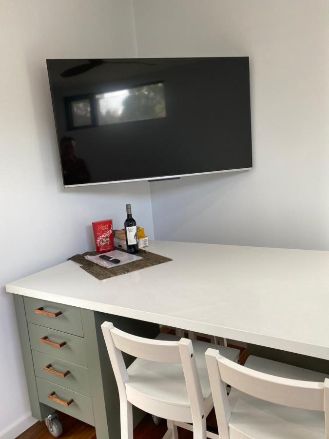 Bushland Setting Close To Cbd- Stand Alone Apartment