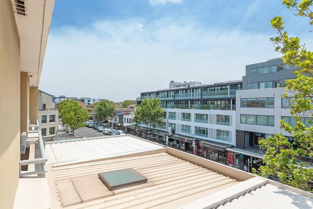 Mp303 - Apartment, Military Road, Cremorne Apartment *