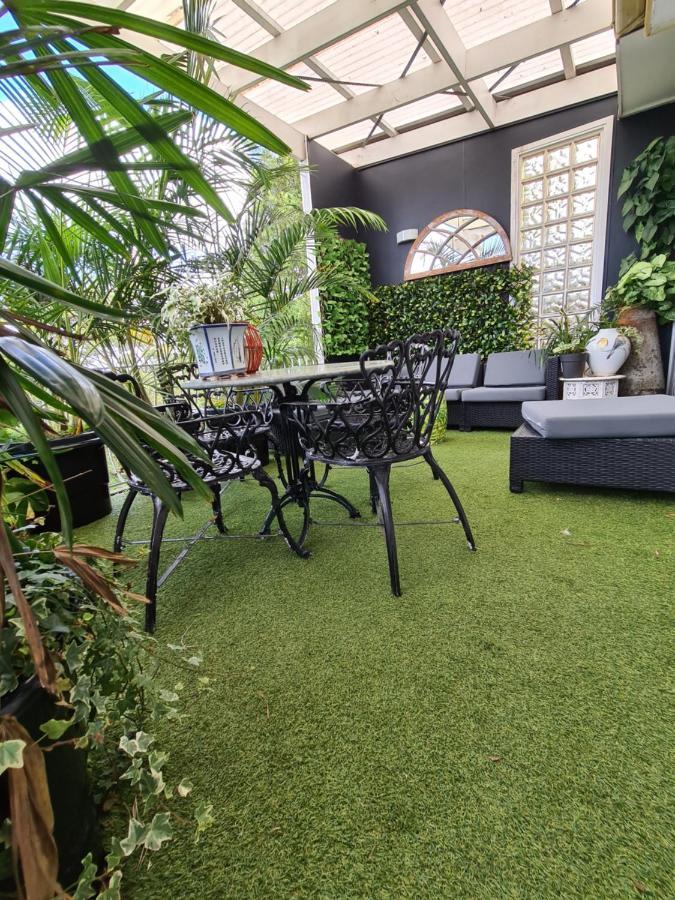 Vista Unit Close To The & Airport & Train Station And Brighton Le Sands