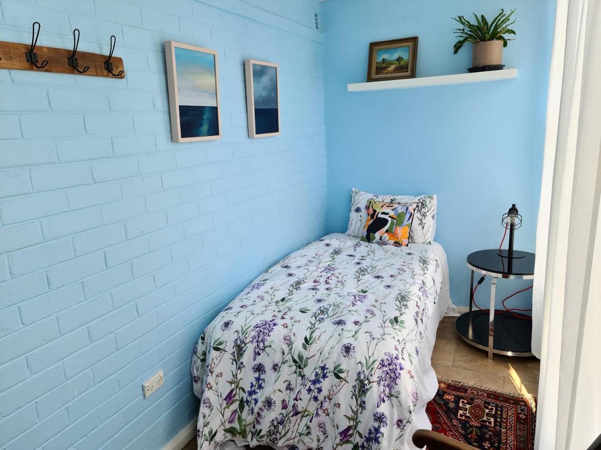 Vista Unit Close To The & Airport & Train Station And Brighton Le Sands