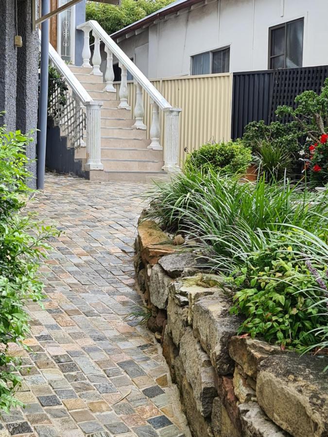 Vista Unit Close To The & Airport & Train Station And Brighton Le Sands