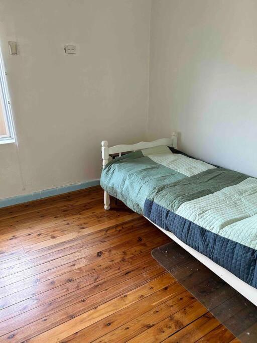 Apartment Quiet 4 Bedrooms House In Belmore Nsw Sydney