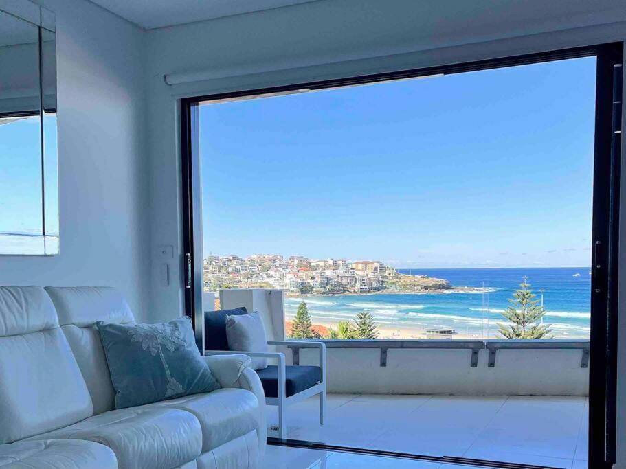 Bondi Waves Beachfront