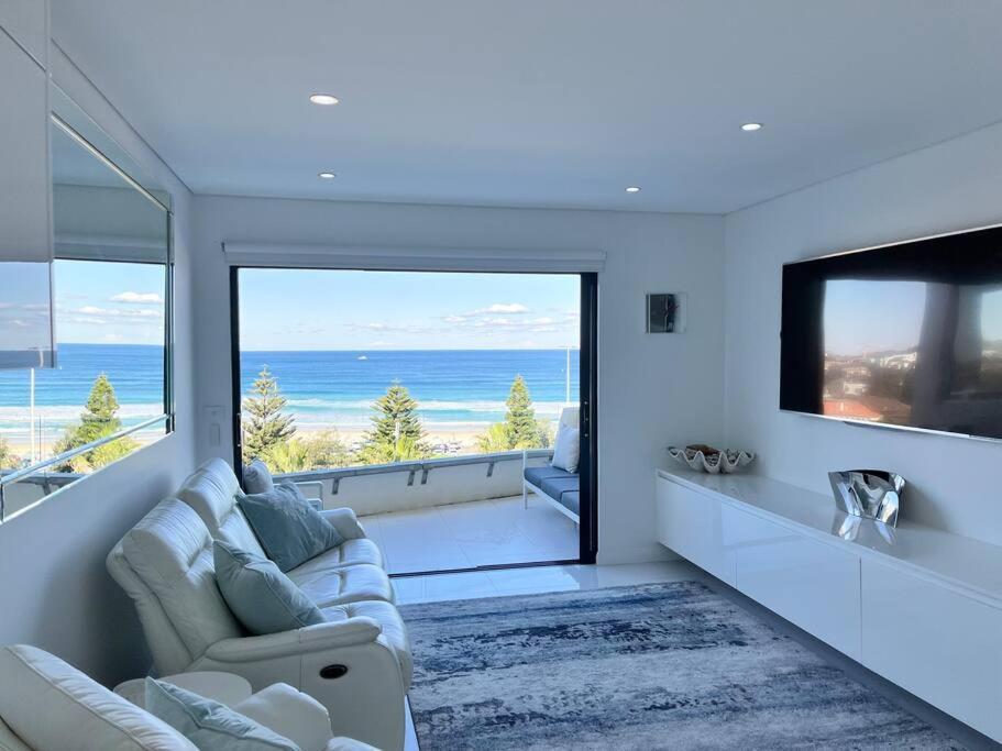 Bondi Waves Beachfront