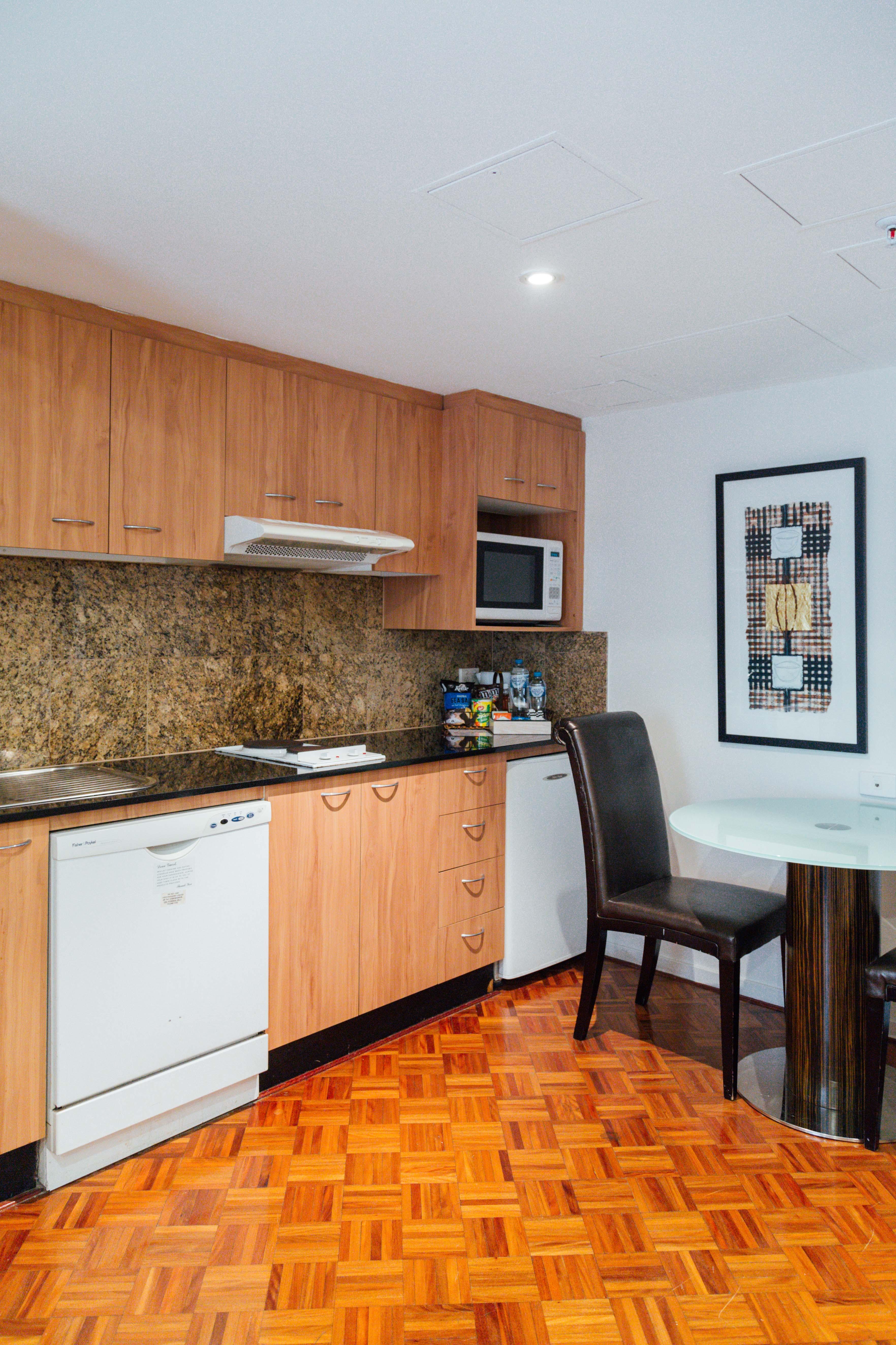Seasons Darling Harbour 4*