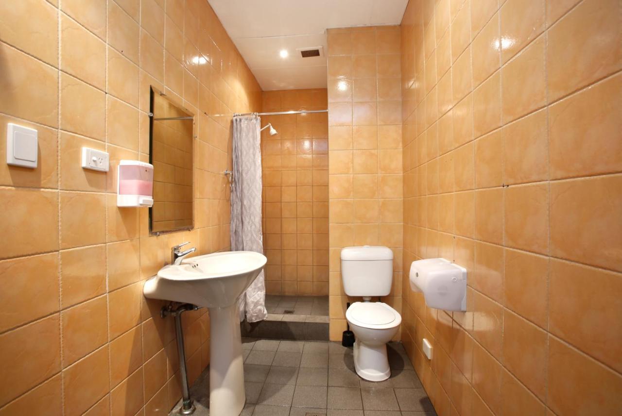 Hostel Trademark - Fully Air Conditioned *