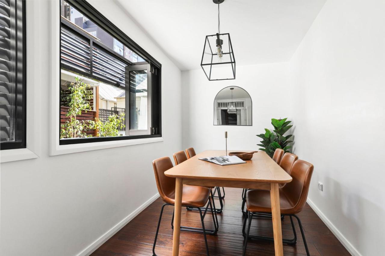 Stylish Darlinghurst Townhouse L 3 Bedrooms Sydney