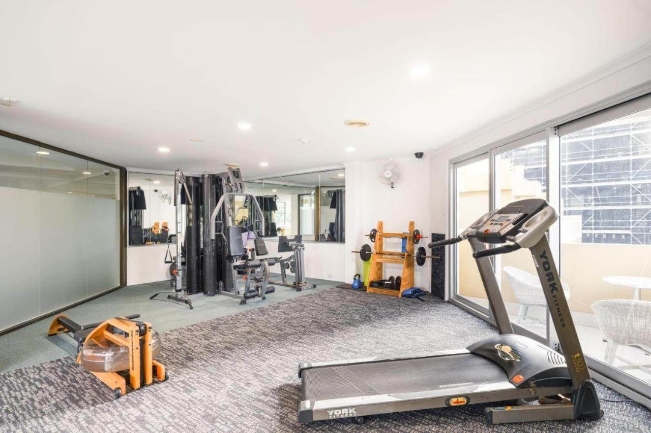 Studio Manly 100mts To *