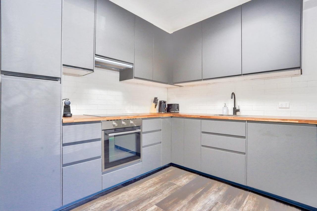 3 Bedroom House Chippendale Near The Center 2 E-bikes Included