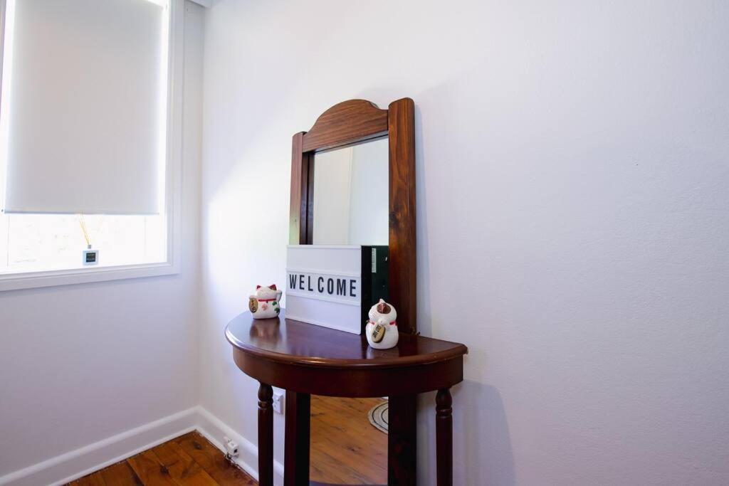Holiday home Comfy Family @ Kingsgrove Sleeps 7 With 2 Bathrooms & Parking