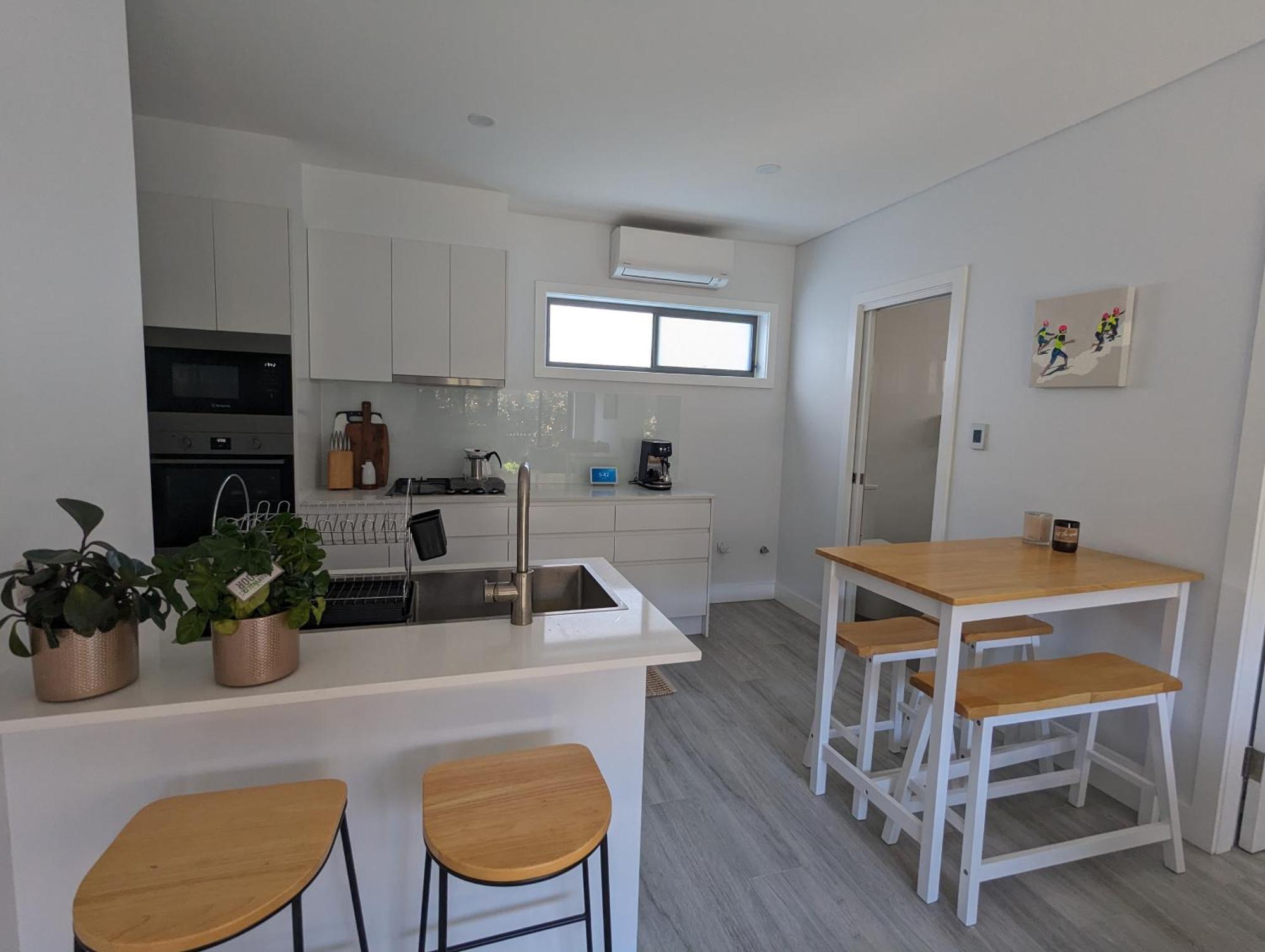 Guest house 2 Bedroom With Garden Views In Sydney