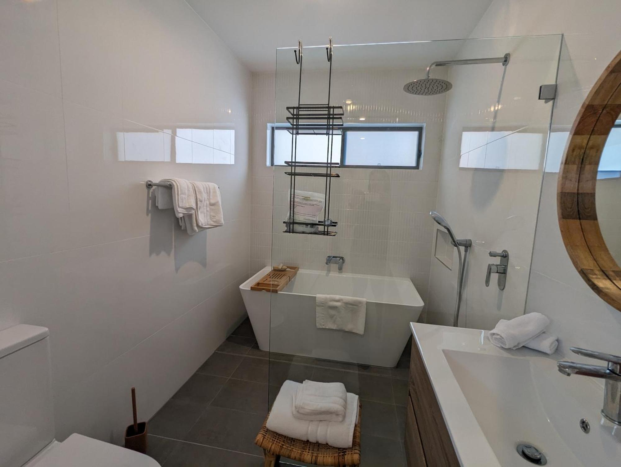 Guest house 2 Bedroom With Garden Views In Sydney