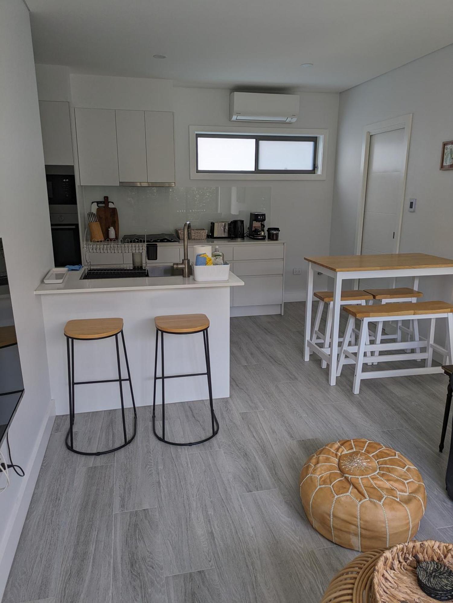 2 Bedroom With Garden Views In * Sydney