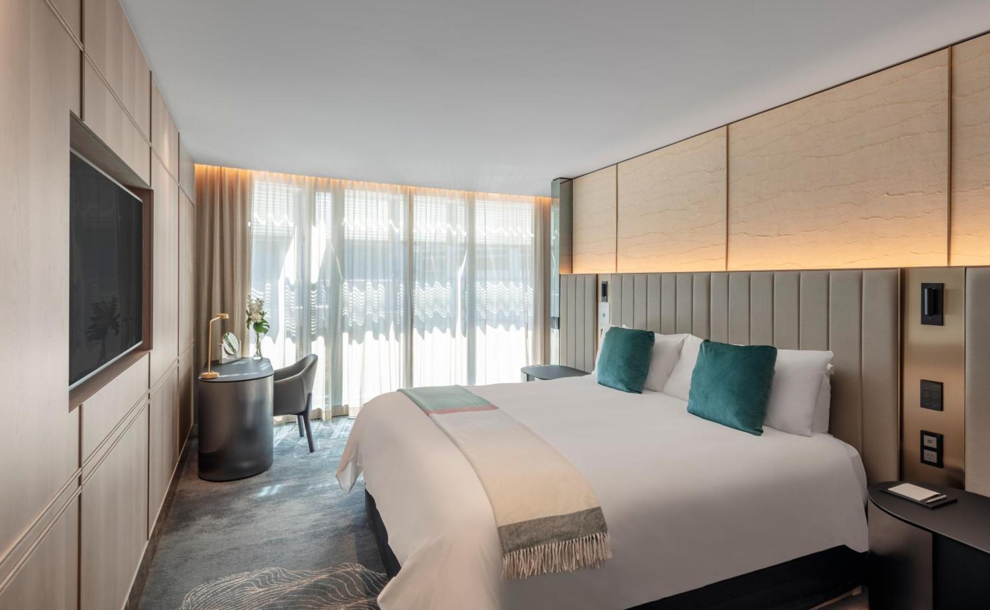 The Darling At The Star 5* Sidney