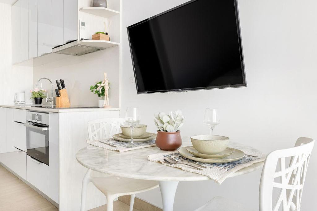 A Cozy Studio, 5min Walk To Bondi Apartment