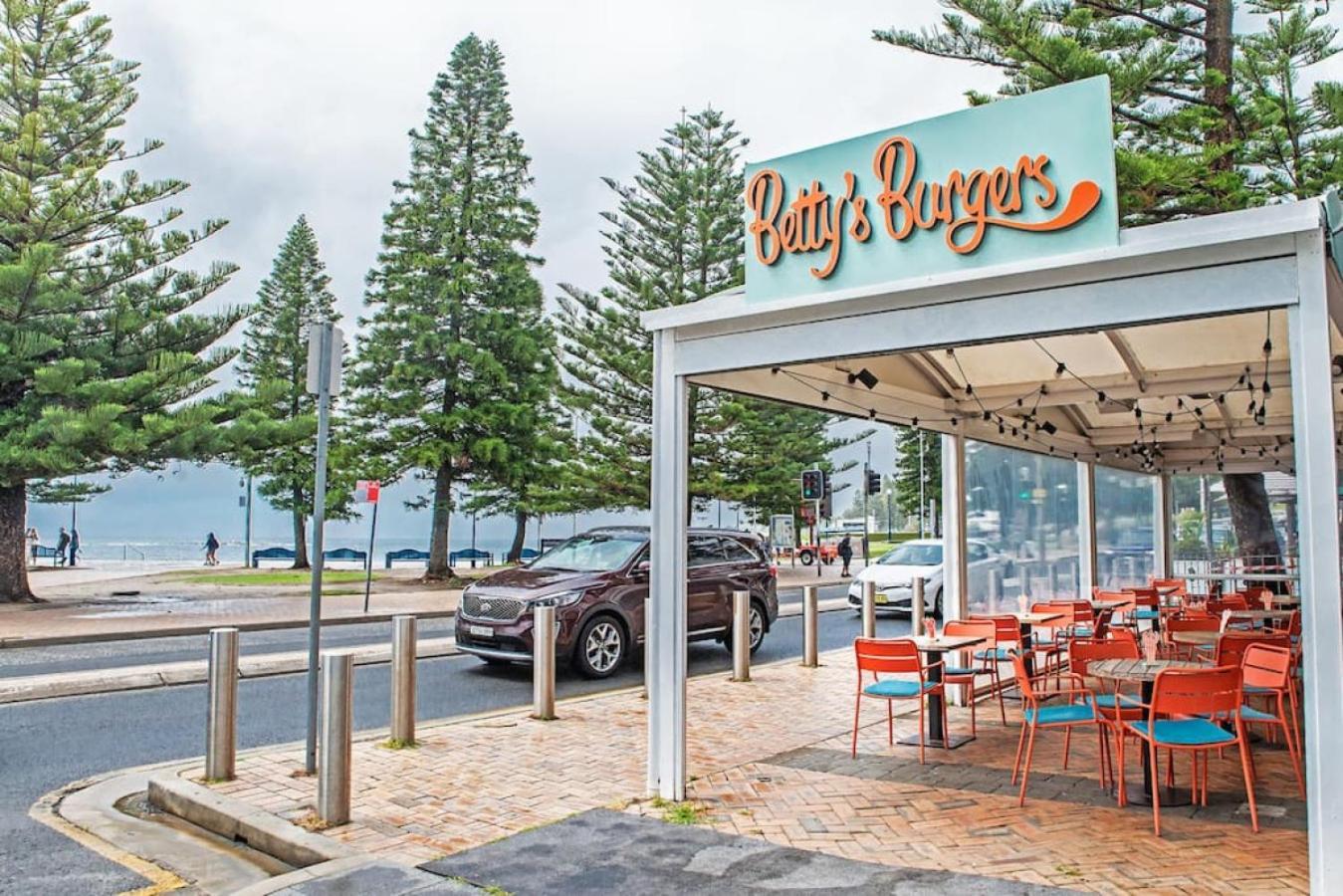 Coogee Beachside Hideaway 3 Apartment