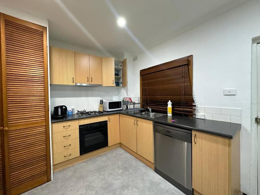Remarkable 2 Bedroom House At The Centre Of Darlinghurst * Sydney