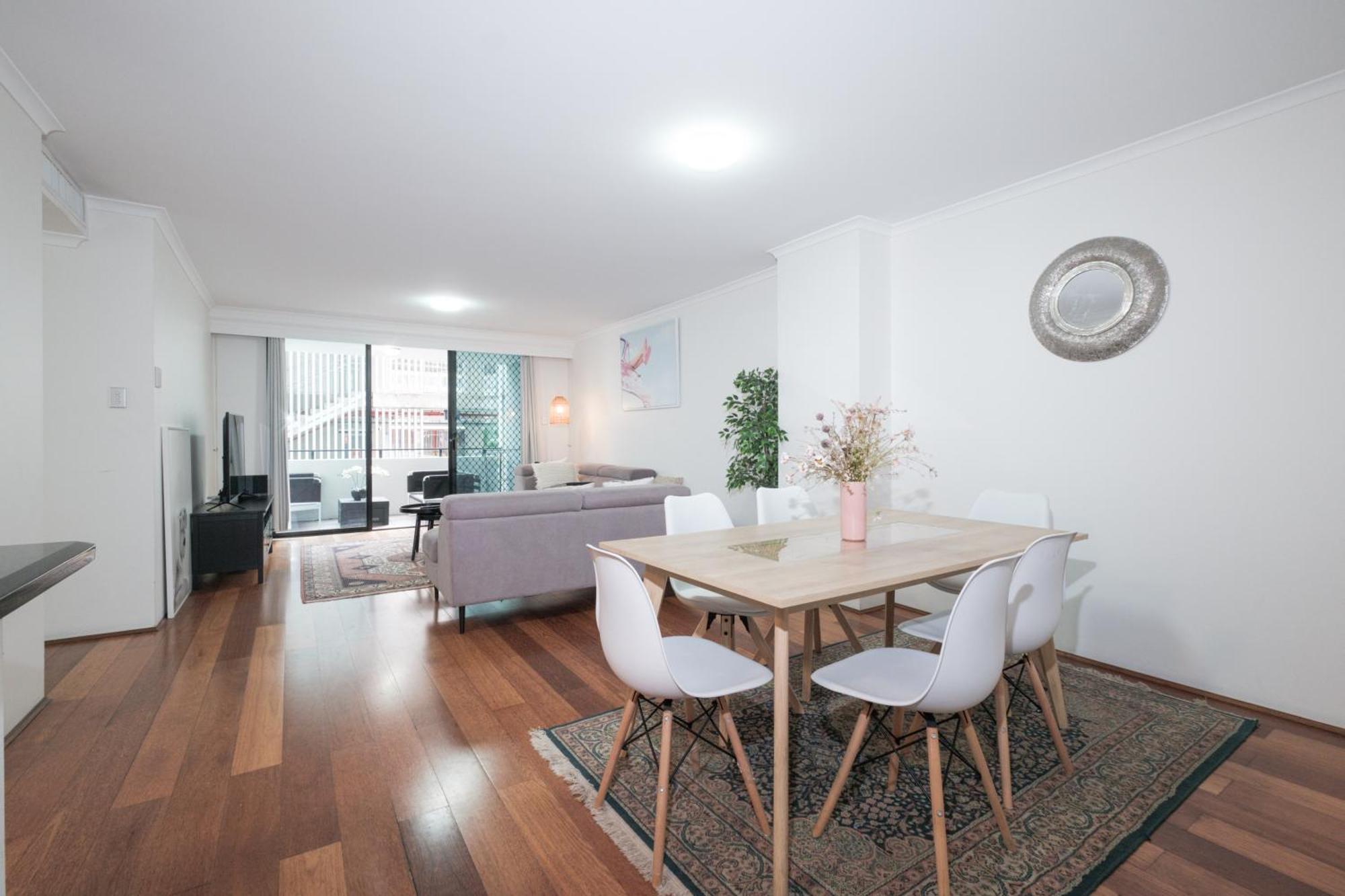 Fantastic 3br With Parking & Darling Harbour - 10 Mins Walk * Sidney