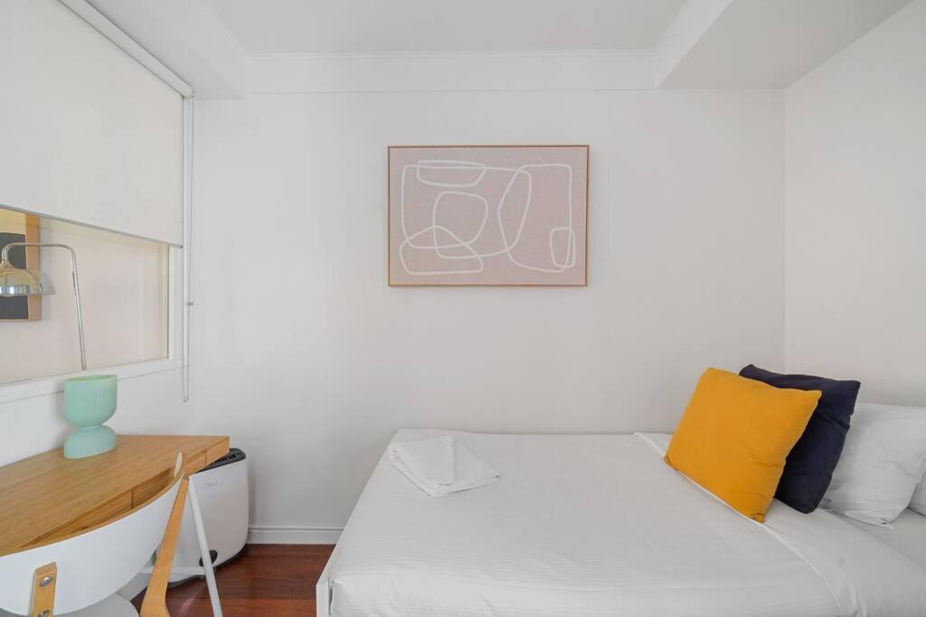 Eclectic Rushcutters Gem - Foosteps To The Harbour Sydney