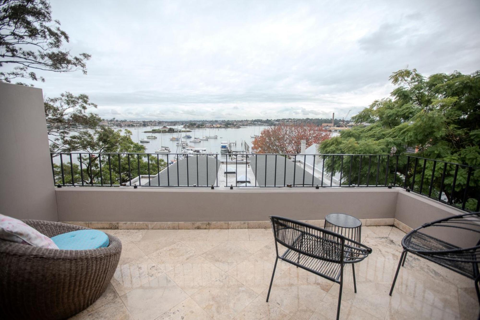 Phoe1-3b - Harbour Haven Townhouse Apartment *