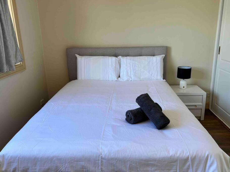 Cozy 4-bedroom Family House In Central Chatswood