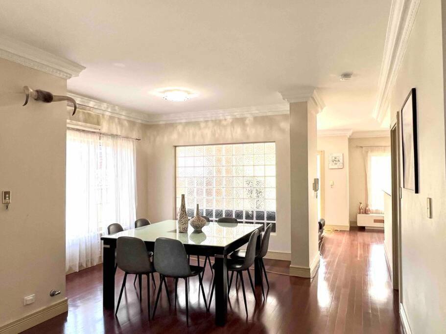 Villa Cozy 4-bedroom Family House In Central Chatswood