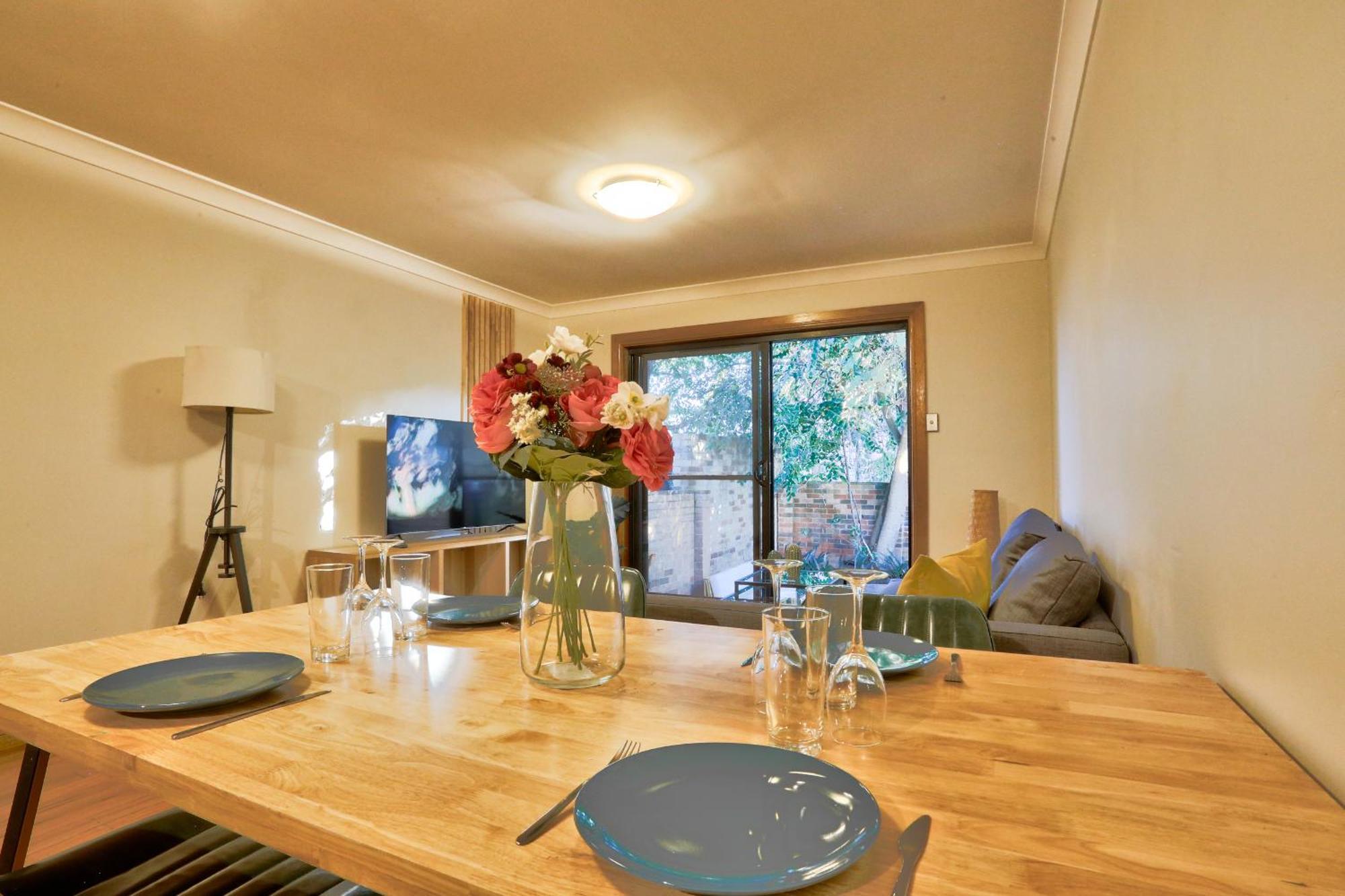 Comfortable 3 Bedroom House Pyrmont Holiday home Sydney